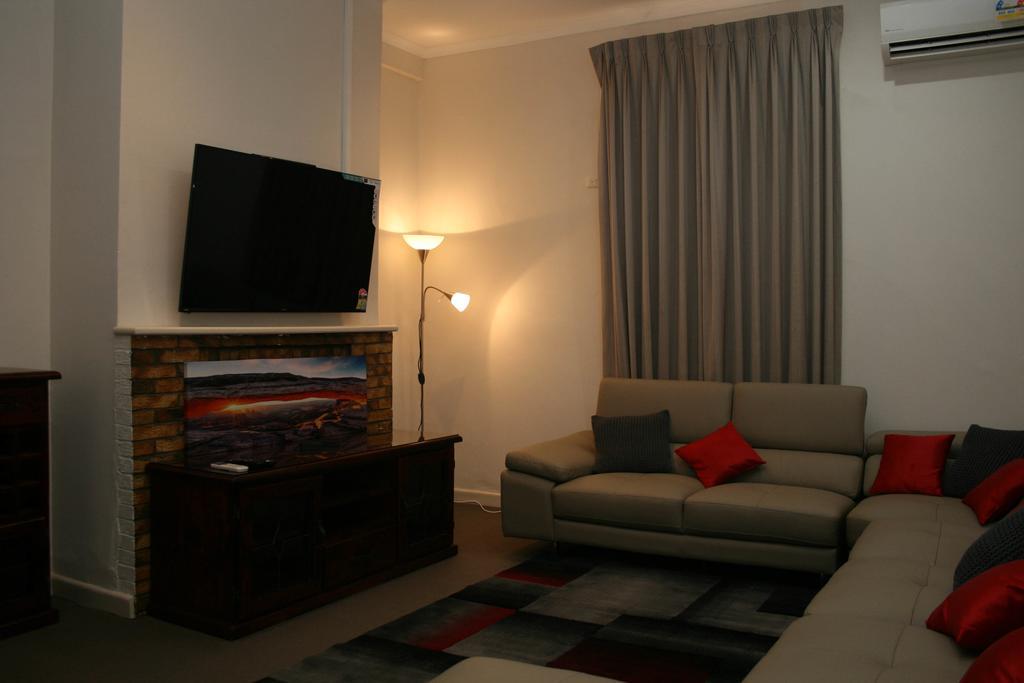 Villa 34 On Emily Seymour Esterno foto